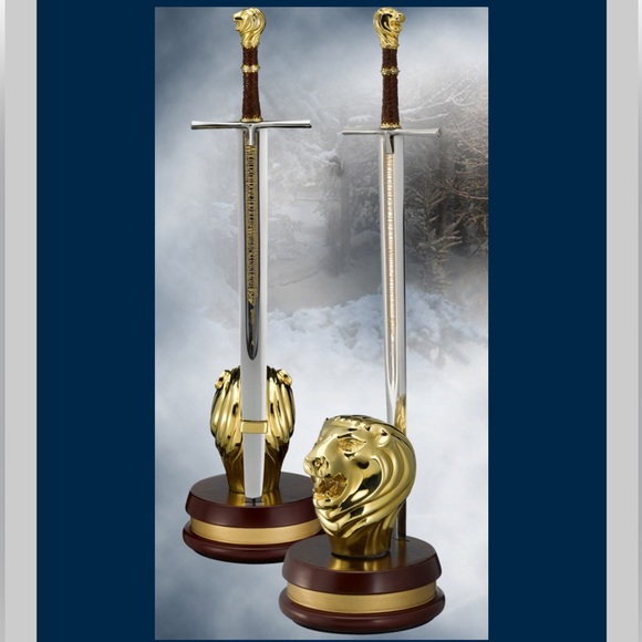 Narnia Peter’s Sword Letter Opener - NIB - Picture 3 of 6